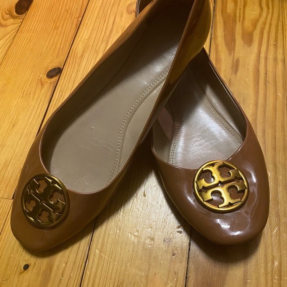 Tory Burch patent leather ballet flats size 8 - Picture 2 of 7